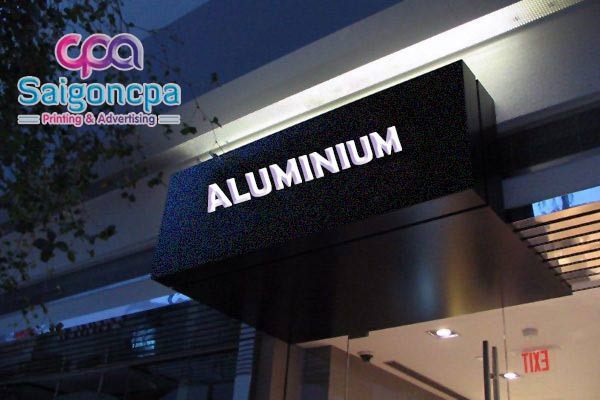 Chọn công ty thi công biển quảng cáo Aluminium chuyên nghiệp